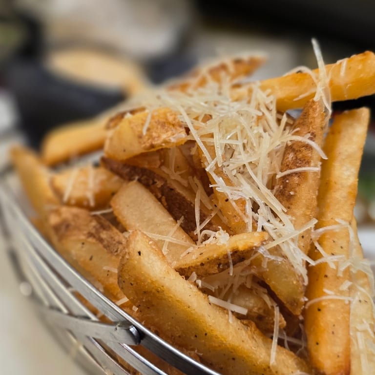 Delicious French Fries: A Crispy Side Favorite