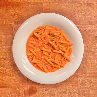 Penne Vodka w/ CHICKEN